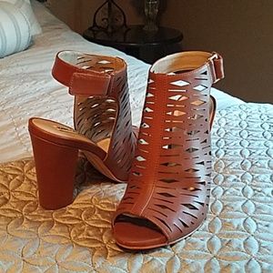 Karl Lagerfeld Paris block heeled sandals